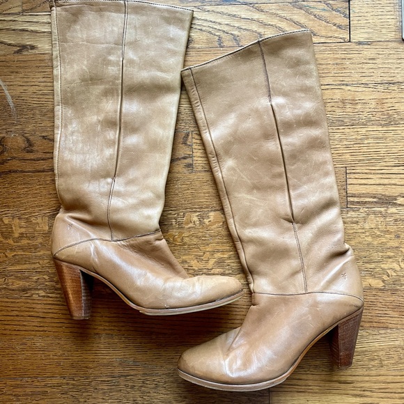 Vintage 1970s Frye Leather Boots Pleated Crissie Style size 9 Beige Tan Neutral - Picture 4 of 10